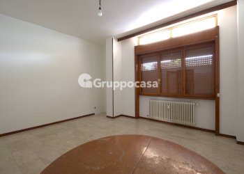 Foto 2 - Trilocale via cavallotti
 
11, Buscate - foto 2