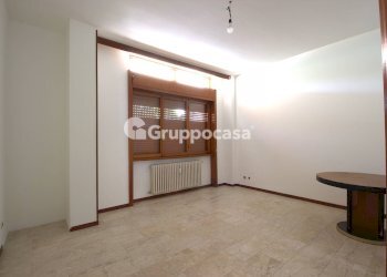 Foto 3 - Trilocale via cavallotti
 
11, Buscate - foto 3