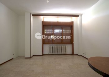 Foto 4 - Trilocale via cavallotti
 
11, Buscate - foto 4