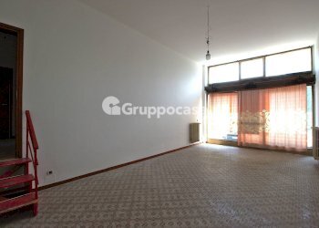 Foto 24 - Trilocale via cavallotti
 
11, Buscate - foto 24