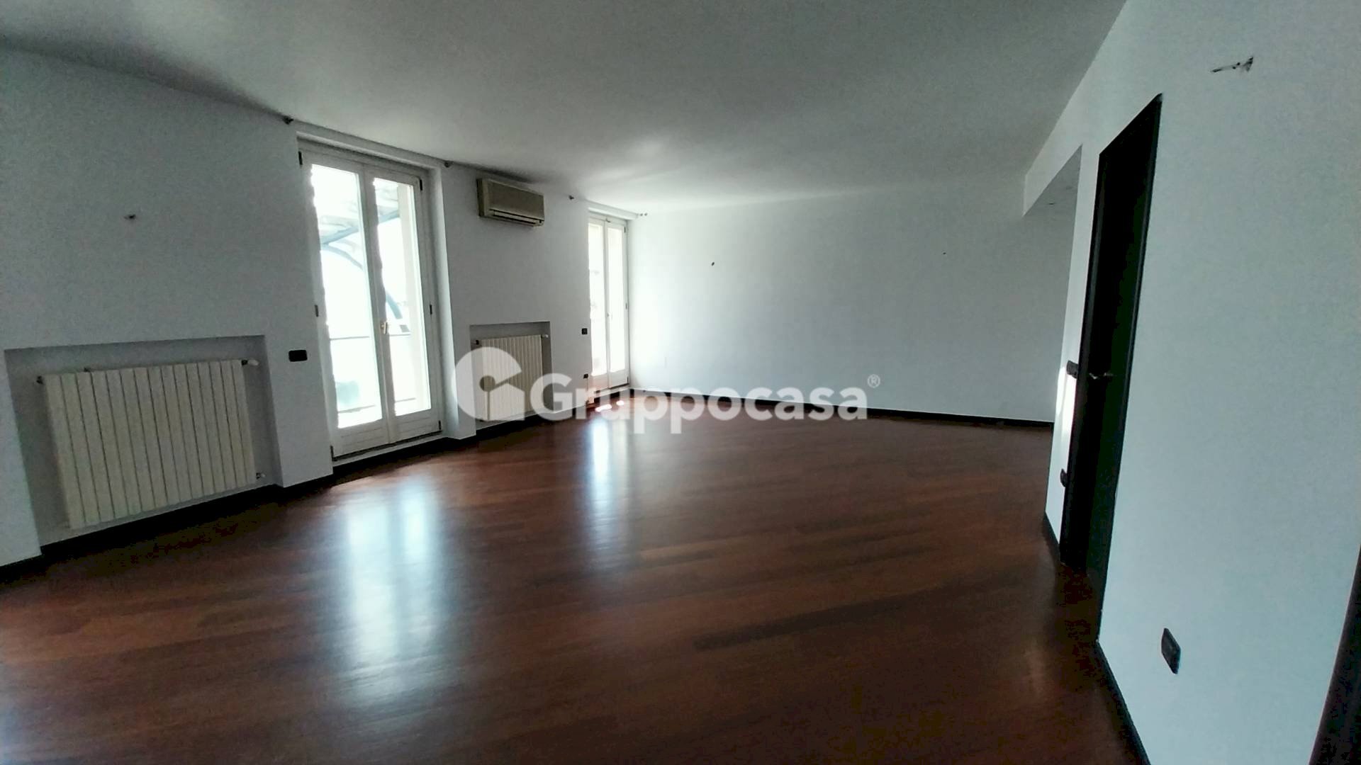 Foto 3 - Ufficio Via IV Giugno
 
32, Magenta - foto 3