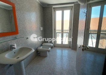 Foto 19 - Ufficio Via IV Giugno
 
32, Magenta - foto 19