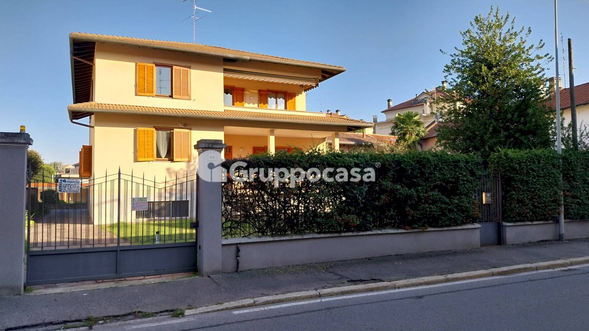 Foto 1 - Ufficio Via Fornaroli
 
56, Magenta - foto 1