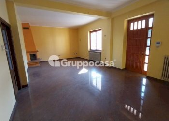 Foto 3 - Ufficio Via Fornaroli
 
56, Magenta - foto 3