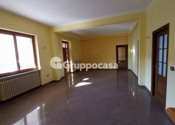 Foto 4 - Ufficio Via Fornaroli
 
56, Magenta - foto 4