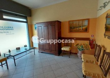 Foto 2 - Ufficio Via Pasteur
 
17, Marcallo con Casone - foto 2