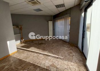 Foto 7 - Locale Commerciale Via Pusterla
 
35, Magenta - foto 7