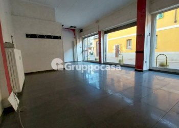 Foto 11 - Locale Commerciale Via Pusterla
 
35, Magenta - foto 11