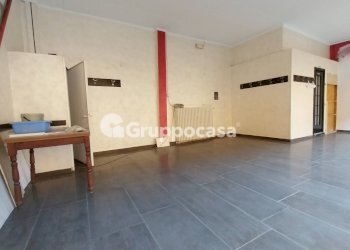 Foto 15 - Locale Commerciale Via Pusterla
 
35, Magenta - foto 15