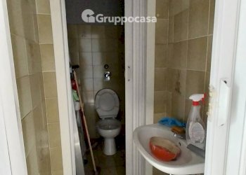 Foto 16 - Locale Commerciale Via Pusterla
 
35, Magenta - foto 16