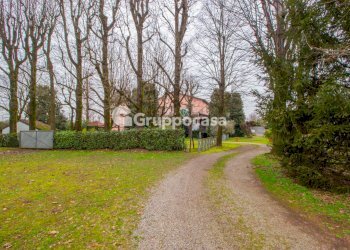 Foto 54 - Stabile - Palazzo Via A. Volta
 
3, Boffalora Sopra Ticino - foto 54