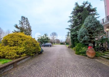 Foto 60 - Stabile - Palazzo Via A. Volta
 
3, Boffalora Sopra Ticino - foto 60