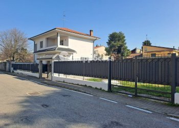 Foto 32 - Villa Via Citterio
 
5, Santo Stefano Ticino - photo 32