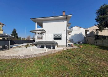 Foto 34 - Villa Via Citterio
 
5, Santo Stefano Ticino - photo 34