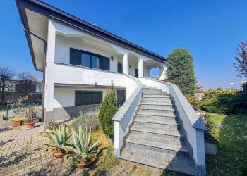 Foto 2 - Villa Strada Robecco
 
10, Magenta - foto 2