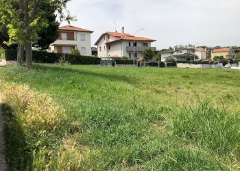 Foto 3 - Terreno edificabile via gradara
 
3, Montemarciano - foto 3