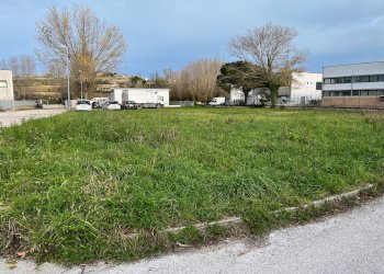 Foto 1 - Terreno edificabile via molinello, Montemarciano - foto 1