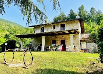Foto 1 - Independent house Frazione Castel Trosino
 
9, Ascoli Piceno - photo 1
