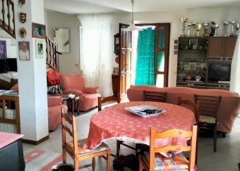 Foto 8 - Villa a Schiera via Bocconi
 
7, Cupra Marittima - foto 8