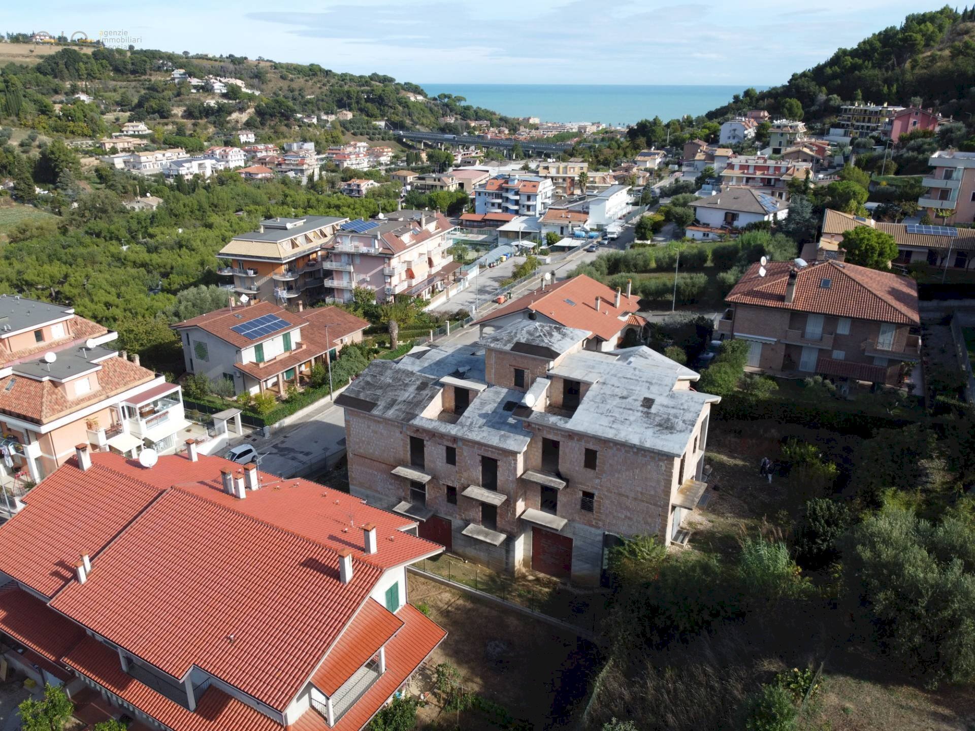 Foto 3 - Stable - Palace via Abruzzi, Cupra Marittima - photo 3