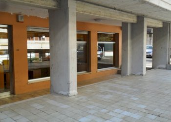 esterno - Commercial Premises Via Alessandria, Folignano - photo 1