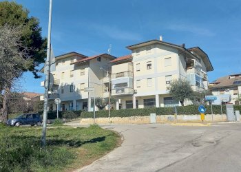 Foto 1 - Quadrilocale Via Colle Vaccaro, Colli del Tronto - foto 1