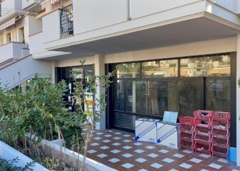 Foto 5 - Locale Commerciale Via C. Battisti, Castel di Lama - foto 5