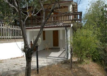 Foto 1 - Villa a Schiera Località Col Martese, Montefortino - foto 1