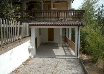 Foto 2 - Villa a Schiera Località Col Martese, Montefortino - foto 2