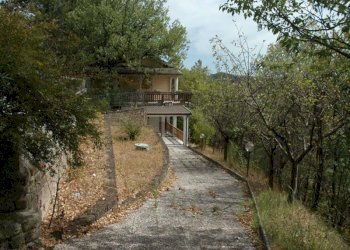 Foto 3 - Villa a Schiera Località Col Martese, Montefortino - foto 3