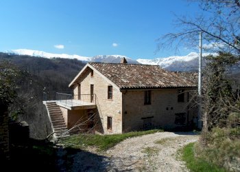 Foto 1 - Independent house Contrada Piantabete, Comunanza - photo 1