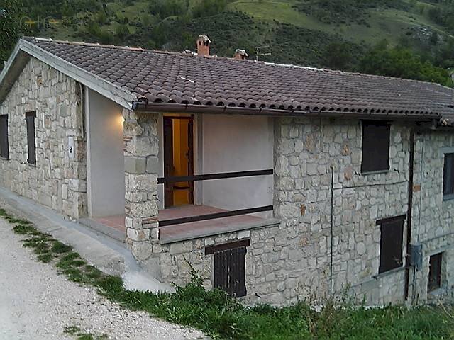 Foto 2 - Rustico Isola San Biagio
 
snc, Montemonaco - foto 2