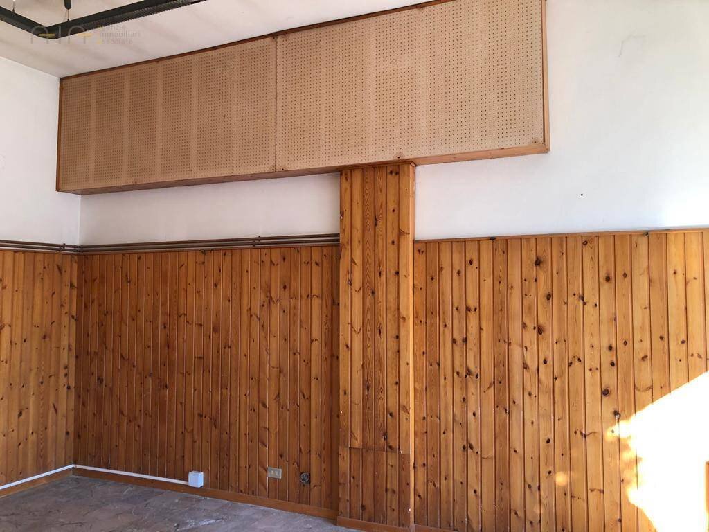 Foto 2 - Ufficio Via degli Orti
 
3, Comunanza - foto 2