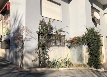 Foto 4 - Ufficio Via degli Orti
 
3, Comunanza - foto 4