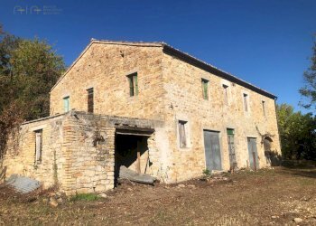 Foto 2 - Rustico C.da Monteradaldo
 
22, Santa Vittoria in Matenano - foto 2