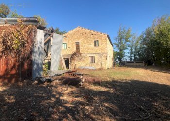 Foto 12 - Rustico C.da Monteradaldo
 
22, Santa Vittoria in Matenano - foto 12