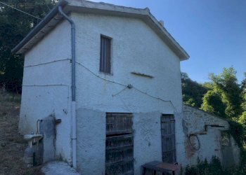 Foto 12 - Rustico C.da San Biagio
 
78, Montefalcone Appennino - foto 12