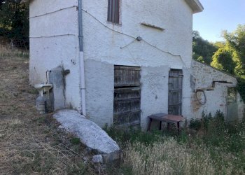 Foto 13 - Rustico C.da San Biagio
 
78, Montefalcone Appennino - foto 13