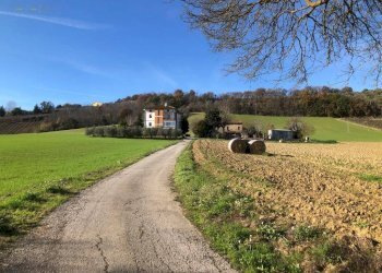 Foto 8 - Villa c.da Case Rosse
 
27/29, Ripatransone - foto 8