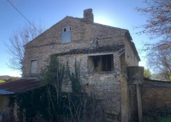 Foto 93 - Villa c.da Case Rosse
 
27/29, Ripatransone - foto 88