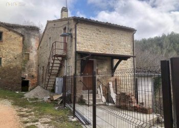 Foto 2 - Independent house Frz. Collechiaro
 
231, Comunanza - photo 2