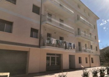 Foto 3 - Quadrilocale Via R. Perticarà
 
57, Montefortino - foto 3