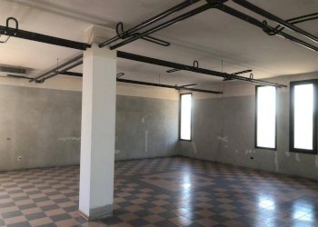 Foto 36 - Locale Commerciale Via del progresso
 
12, Canzano - foto 35