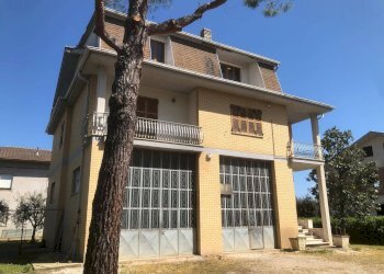 Foto 1 - Independent house Via C. Crivelli
 
17, Ortezzano - photo 1