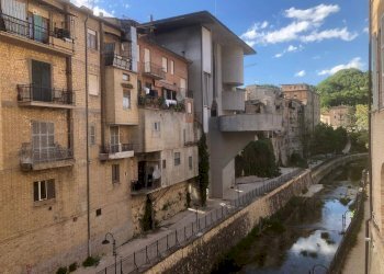 Foto 5 - Apartment Piazza IV Novembre
 
4, Comunanza - photo 5