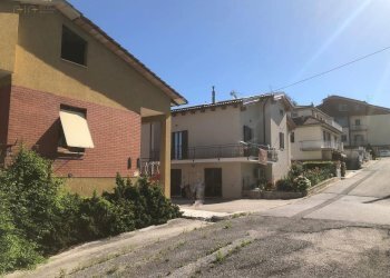 Foto 2 - Independent house Villa Casa Tasso
 
5, Amandola - photo 2