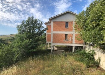 Foto 2 - Casa indipendente Loc. Ferrà, Montemonaco - foto 2