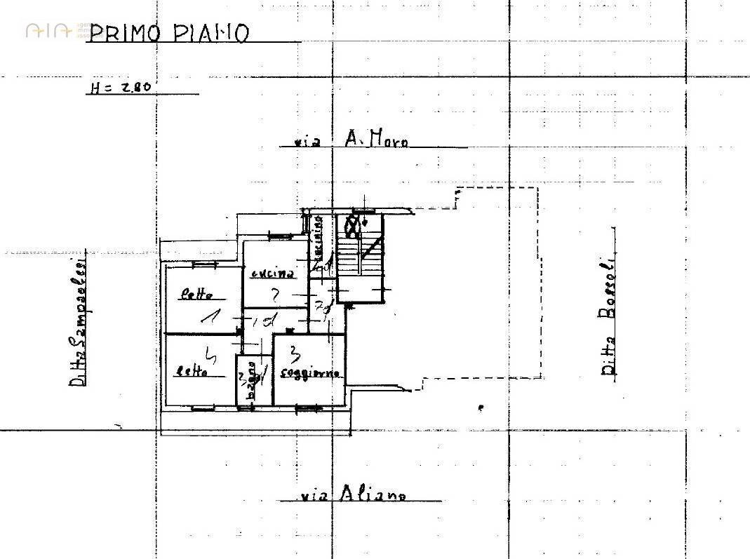Foto 14 - Apartment Via A. Moro
 
11, Amandola - floor plans 1