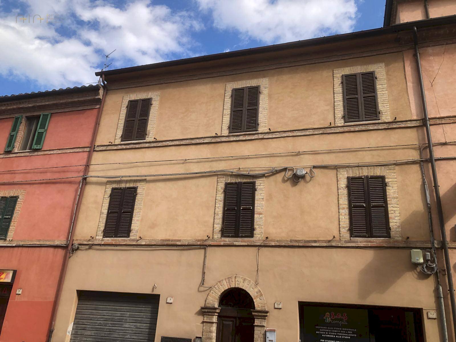 Foto 2 - Appartamento Viale Dante
 
64, Comunanza - foto 2