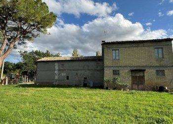 Foto 17 - Rustico C.da Valli
 
1, Servigliano - foto 17